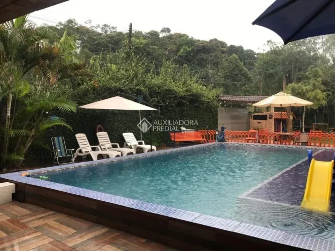 CHACARA COM PISCINA = RIACHO GRANDRE