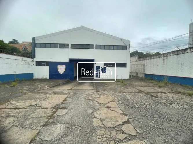 Galpão no Bairro Belmonte - Volta Redonda