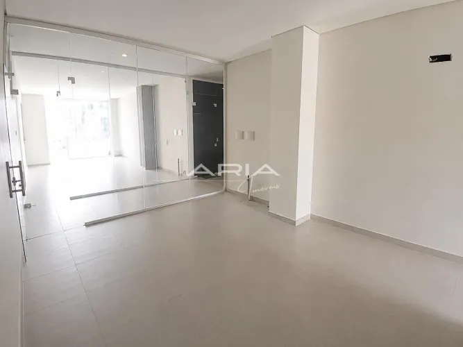 Aluguel de Sala Comercial 42m² em Manaíra - Edifício com Elevador e Garagem