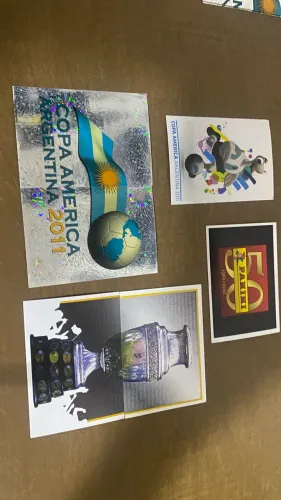 Kit 6 figurinhas Copa América 2011