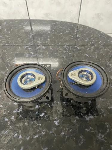 Par Auto Falantes 4 polegadas Hurricane 160 Watts.