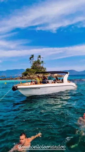 CF MINI KING 29 PÉS - 2 MOTORES 150HP YAMAHA