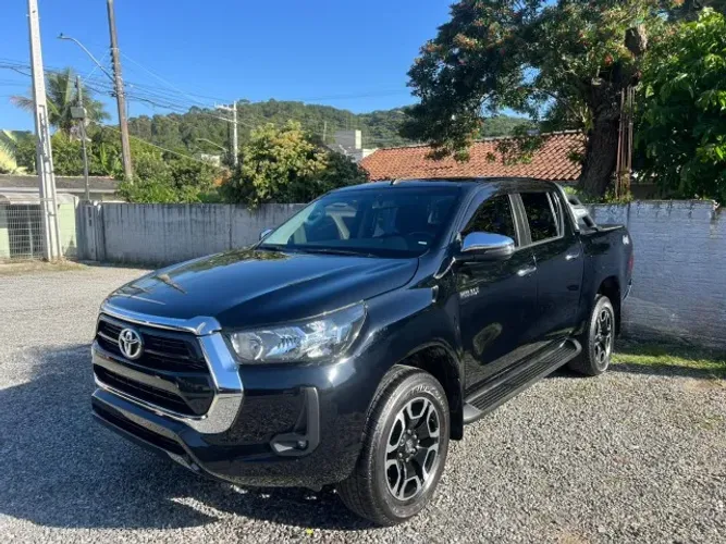 Toyota Hilux CD SRV 4X4 2.8 TDI Diesel Aut. 2024