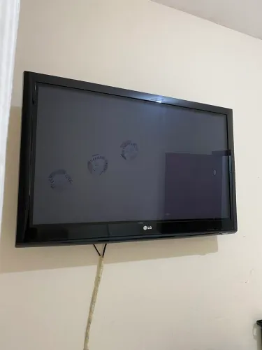 Televisão 42 polegadas