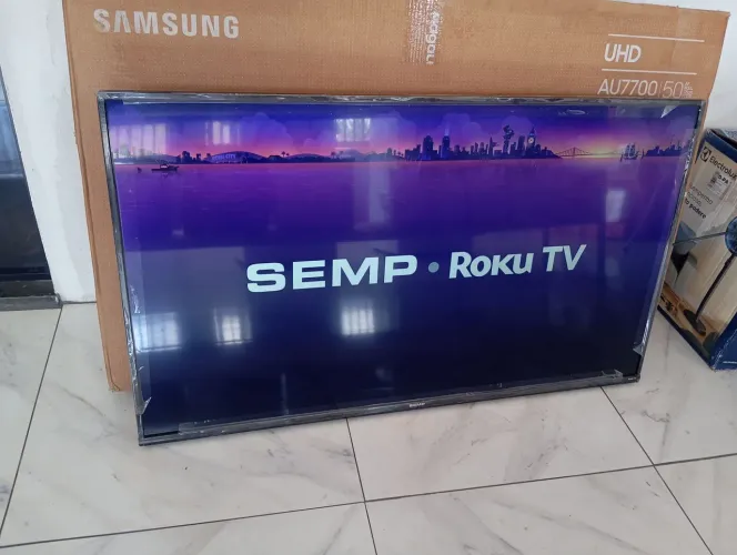 TV Semp TCL 50 Polegadas com Defeito - Para Conserto ou Retirada de Peças