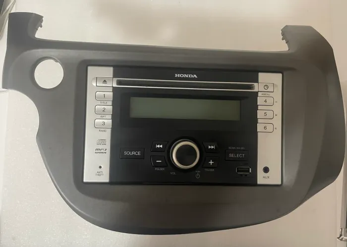 Radio CD Honda Fit original com moldura 
