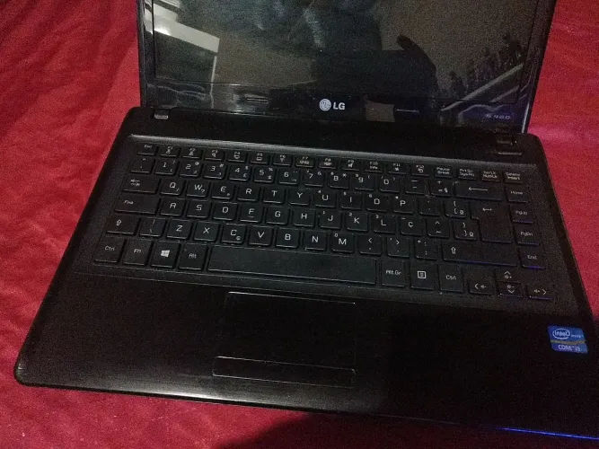 Vendo Notebook LG I3 de 4 Geração