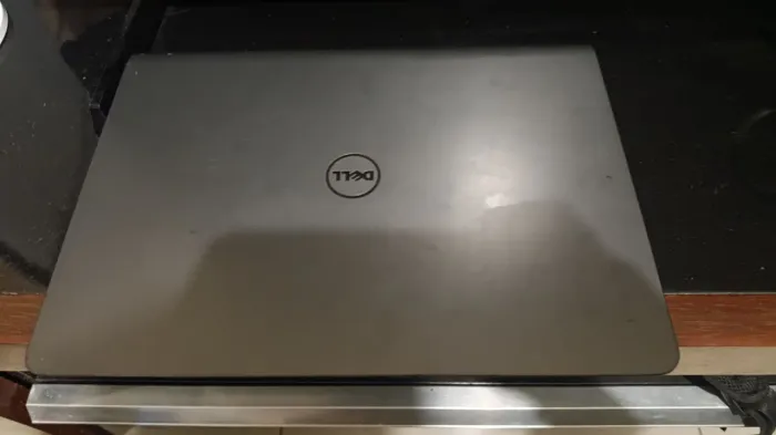 Notebook Dell i5 não liga