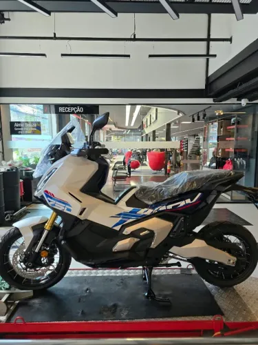 Honda - X-Adv 750 - 2026/2027