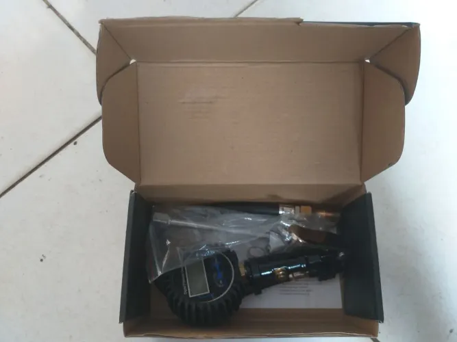 Vendo calibrador de pneus digital