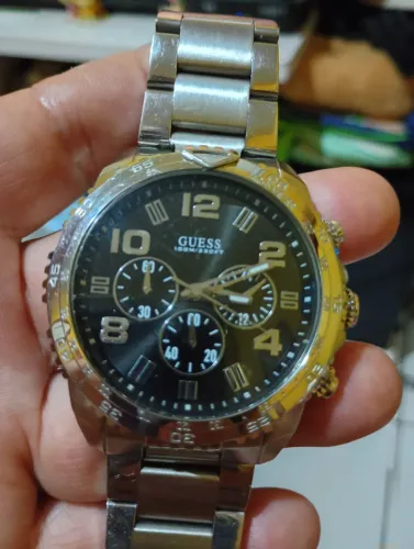 Vendo este relógio marca GUEES,original,todo em aço,a prova d'água,