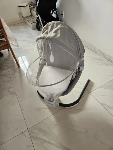 Cadeirinha De Balanço Elétrica Musical Para Bebê Com Móbile