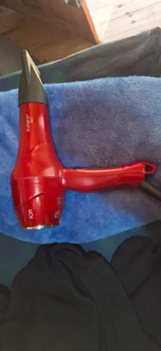 Vendo secador de cabelo e escova rotativa 110w.