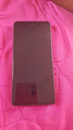 Vende celular Moto G75