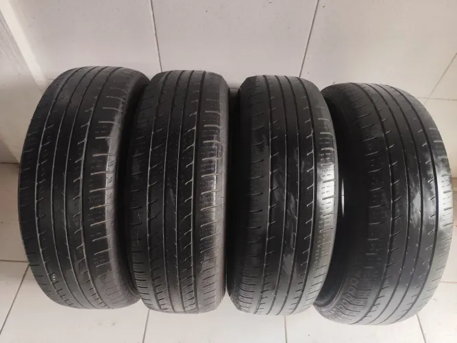 Pneus 225/65/17