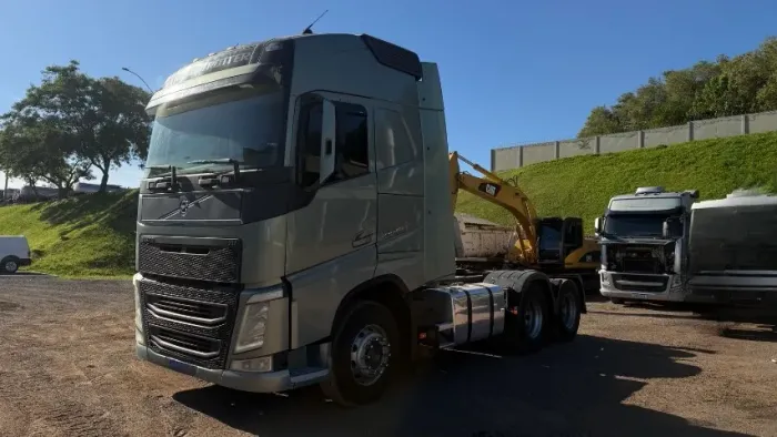 Volvo Fh 540 6x4 Globetrotter I-shift Cabine Lc Suspenção a ar ano 2016