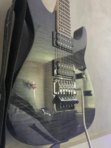 Superstrato ESP/LTD M200fm + GOTOH