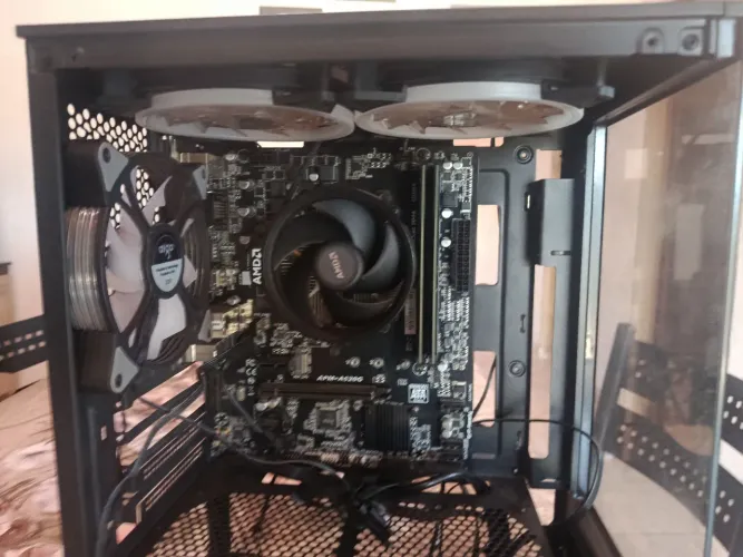 PC GAMER RYZEN 5 5600G