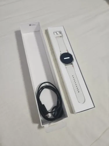 Samsung Galaxy Watch7 Smartwatch 40mm Bt Galaxy Ai Caixa Creme