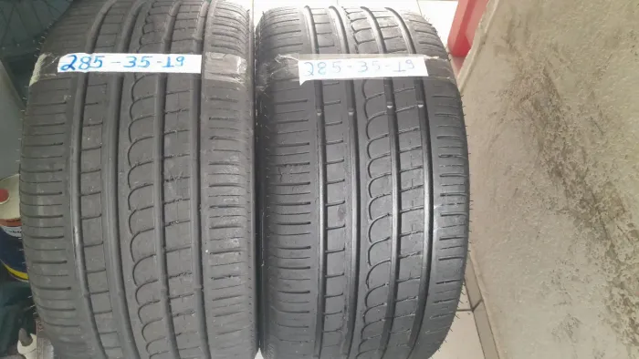 Pneus meia vida. 285/35/19 Pirelli o par