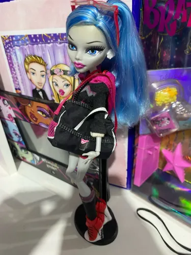 Boneca monster high ghoulia líder de torcida