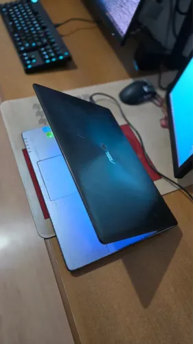 Notebook Asus i5