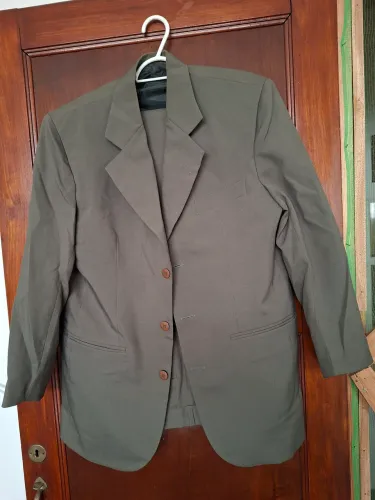 terno masculino verde musgo sketch