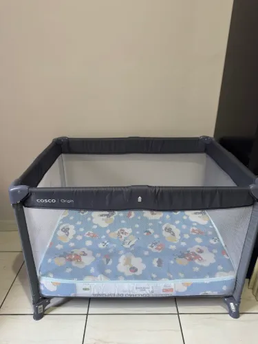 Berço portátil cosco origin + colchão 0-15 kg 