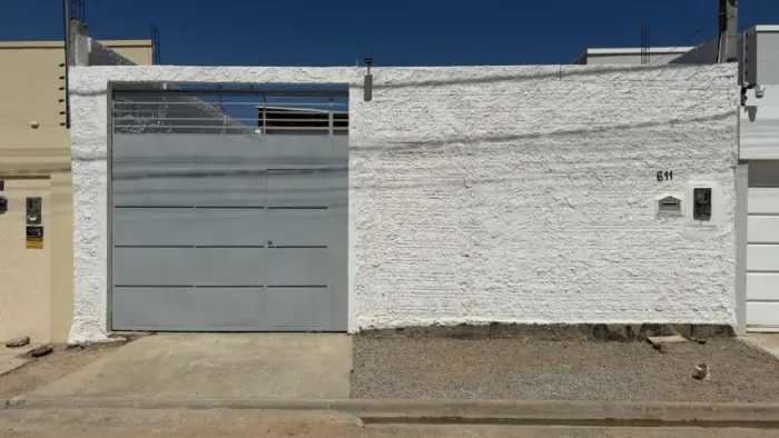 ALUGA-SE GALPÃO COMERCIAL - PETROLINA/PE  128 m2