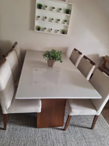 Conjunto mesa de jantar 6 lugares, tampo de vidro 1,80 x 1,00m + 6 cadeiras estofadas bege