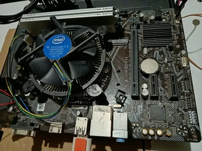 Kit intel i5 10400f + h410 + 16gb 3600mhz