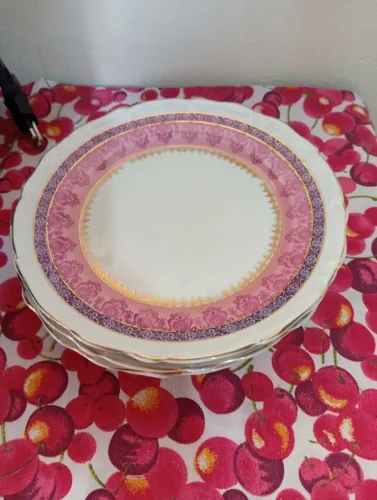 Pratos Sobremesa em Porcelana