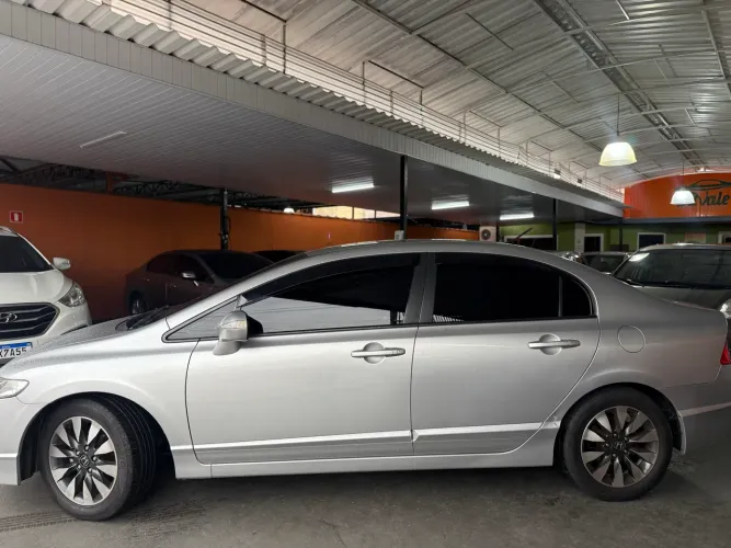Honda Civic Sed. Lxl/lxl SE 1.8 Flex 16V Mec. 2010