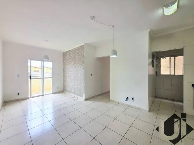 Apartamento com 2 dormitórios para alugar, 55 m² por R$ 1.265/mês - Jardim Continental II