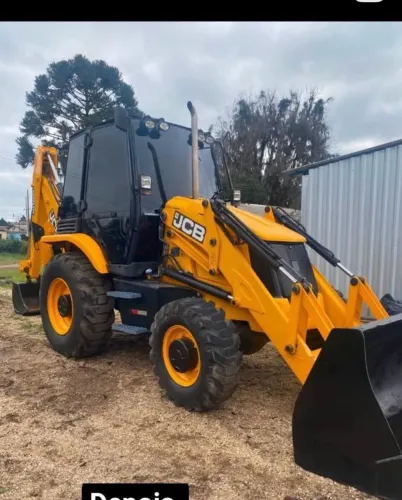 Retroescavadeira