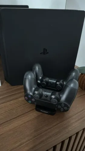 PS4 slim