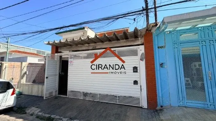 Casa Padrão em SAUDE com 183 m² , 3 quarto(s) , 1 suíte(s) .