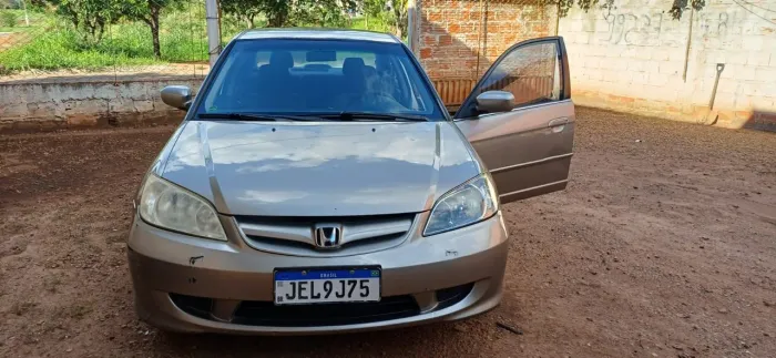 Honda Civic Sedan LX 1.7 16V 115cv Mec. 4P 2004