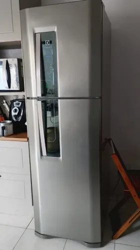 Geladeira Electrolux Frost Free 2 Portas 