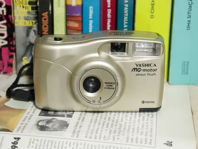 Yashica MG Motor Direct Flash
