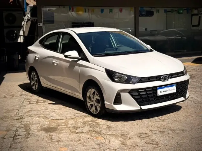 Hyundai HB20S Comfort Plus 1.0 Flex 12V Mec. 2025