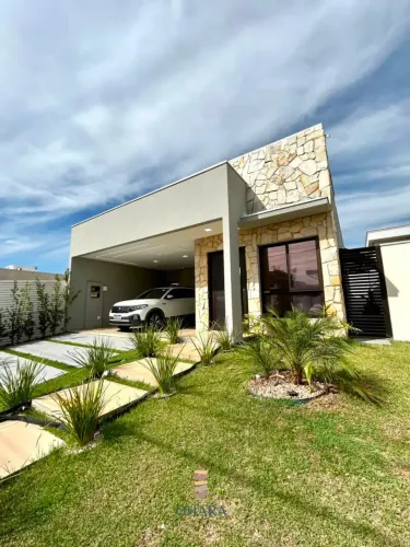 Belvedere 23 suítes, com energia fotovoltaica e piscina aquecida.