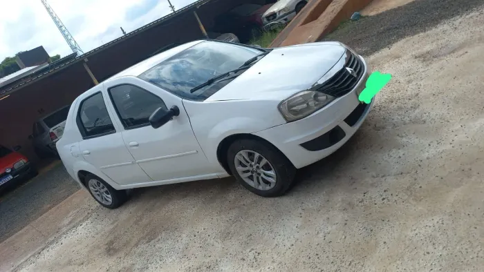 Renault Logan Expression Hi-flex 1.6 8V 4P 2012