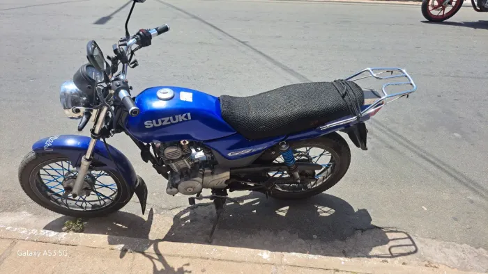 Suzuki GS 120