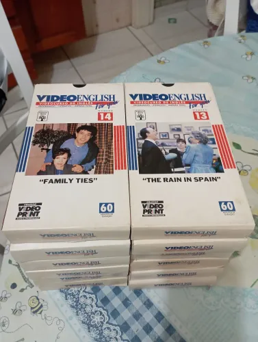 Coleção completa 24 VHS vídeo English