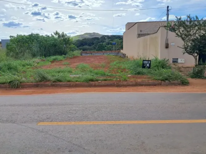 Vendo lote 300m2 no Jardim Bonanza, Goiânia, Goiás, Saída para trindade