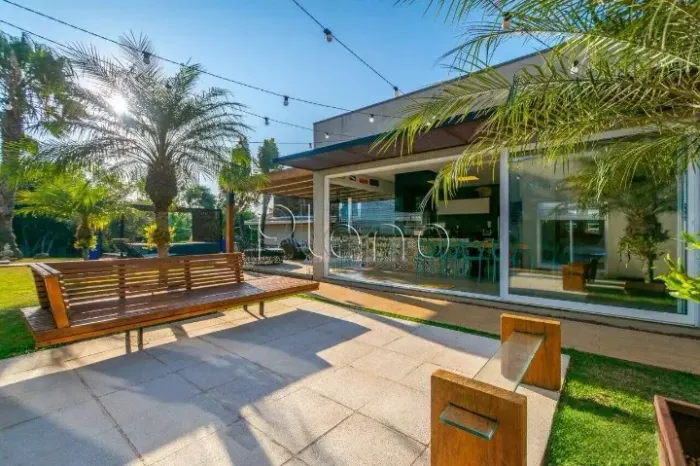Casa à venda em Valinhos, Condominio Clube de Campos Valinhos, com 3 suítes, com 357 m²