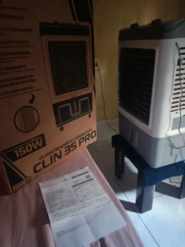Vende-se climatizador de ar Ventisol 35 litros 800$ em dinheiro ou pix ?