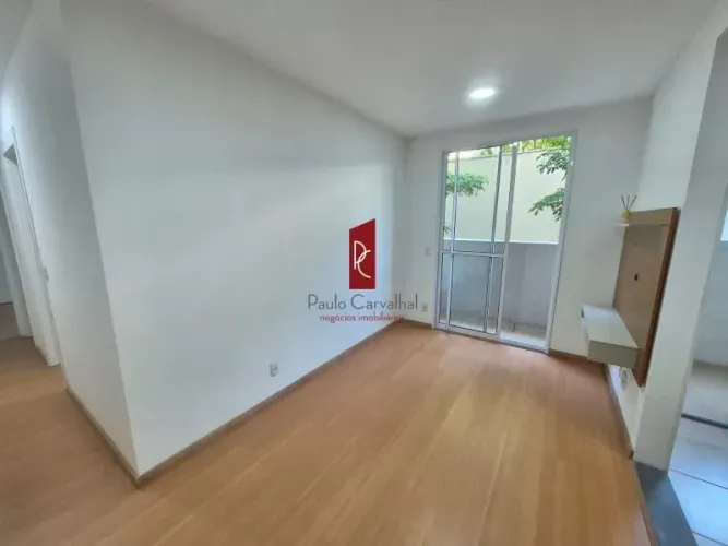 Dez Zona Norte - VENDO APARTAMENTO TÉRREO 2Qtos, 50m2 - Irajá