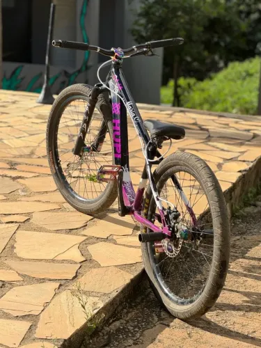 Bicicleta hupi naja 2025